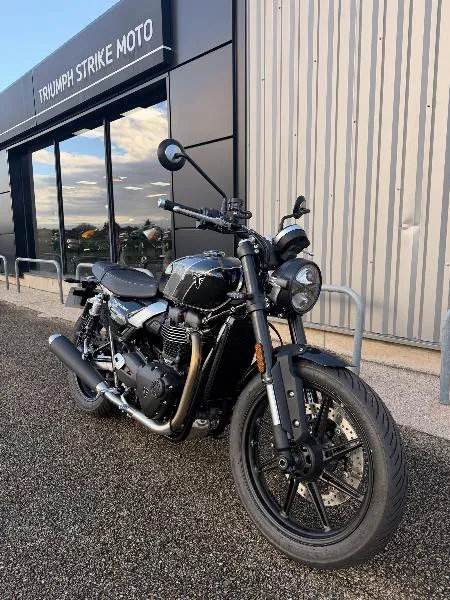SPEED TWIN 900