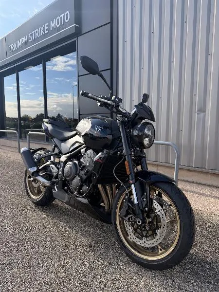 TRIDENT 800