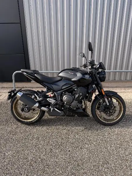 TRIDENT 800
