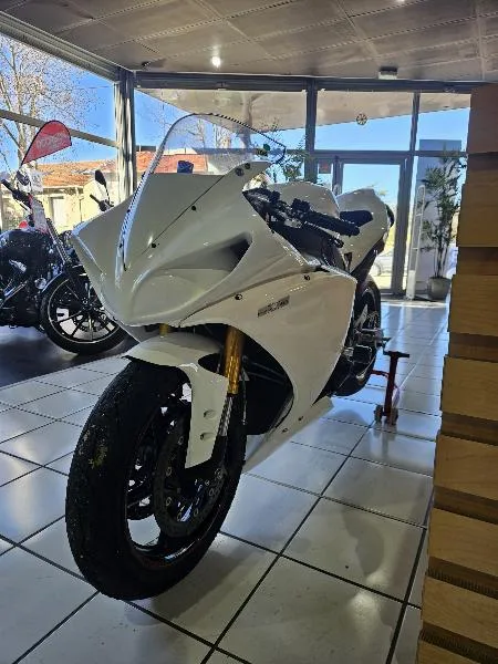 YZF 1000 R1 CROSS PLANE
