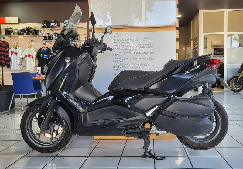 XMAX 300 Tech Max