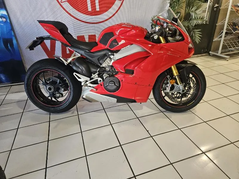 PANIGALE V4S