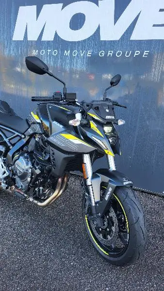 GSX8S