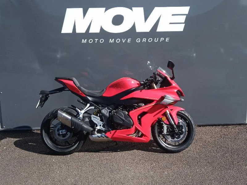 SRK 800 RR