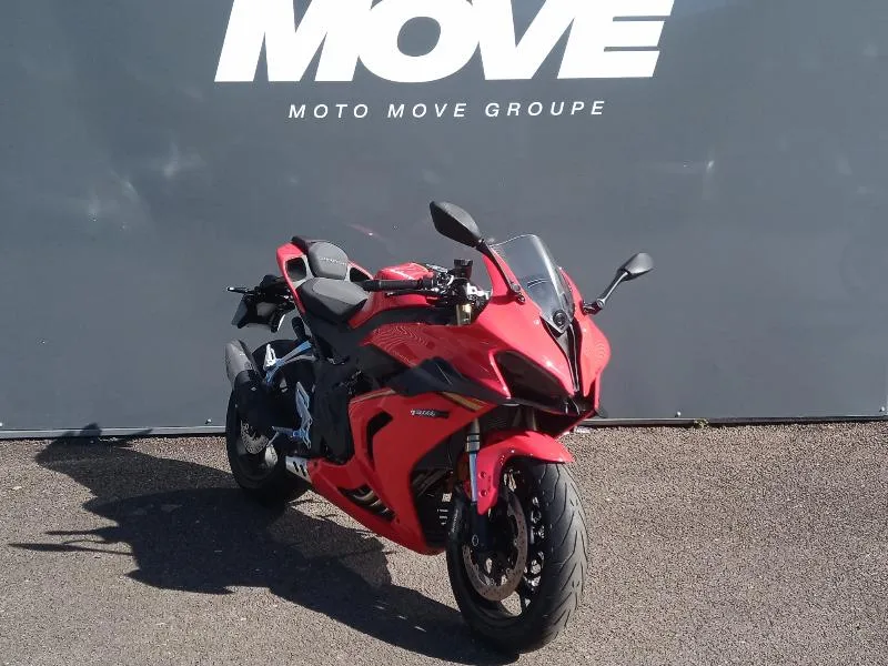SRK 800 RR