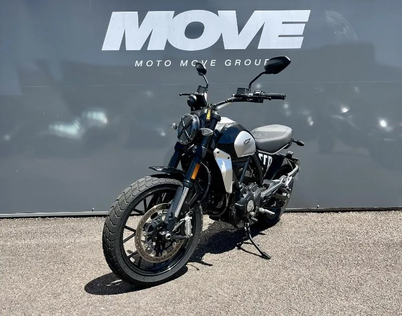 SCRAMBLER ICON