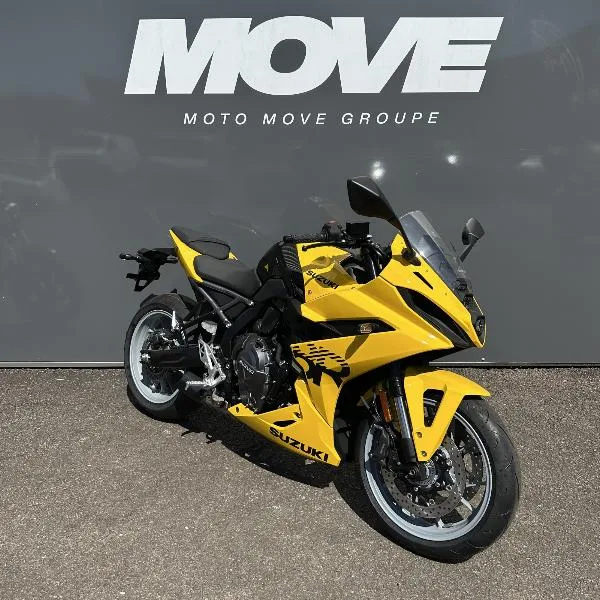 GSX 8R