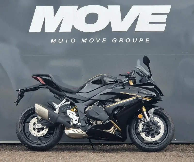 SRK 800 RR