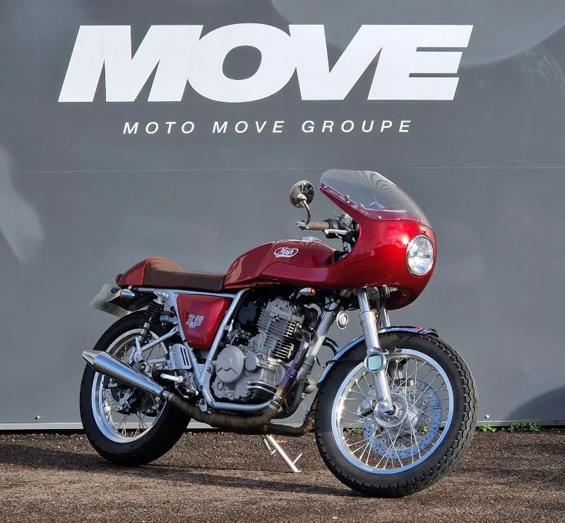 TT40 CAFE RACER