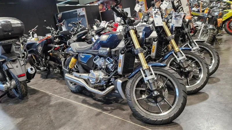 GV 125