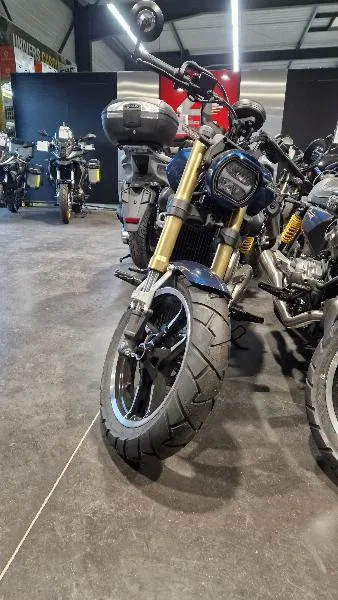 GV 125