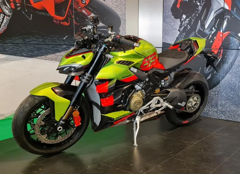 STREETFIGHTER V4 Lamborghini