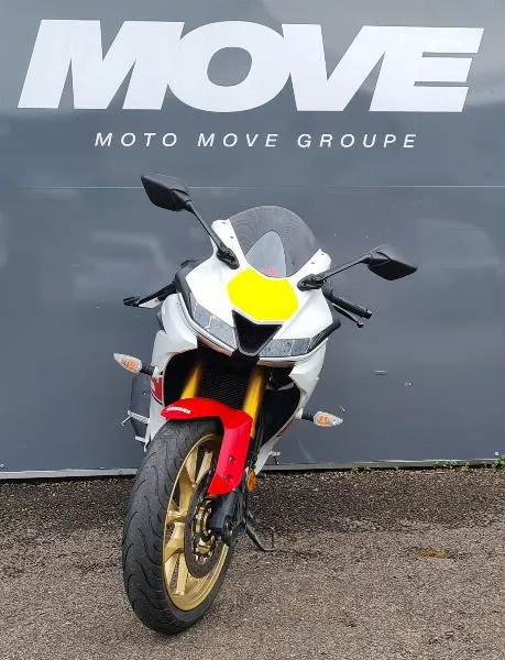 YZFR 125