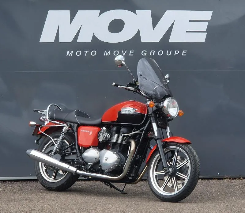 BONNEVILLE 865 SE 2012