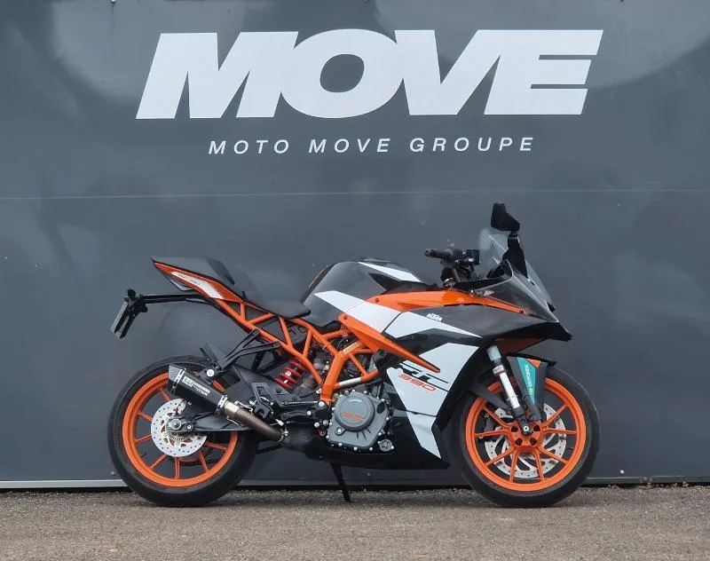 RC 390 ABS