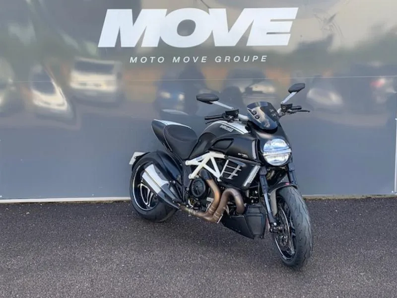 DIAVEL AMG