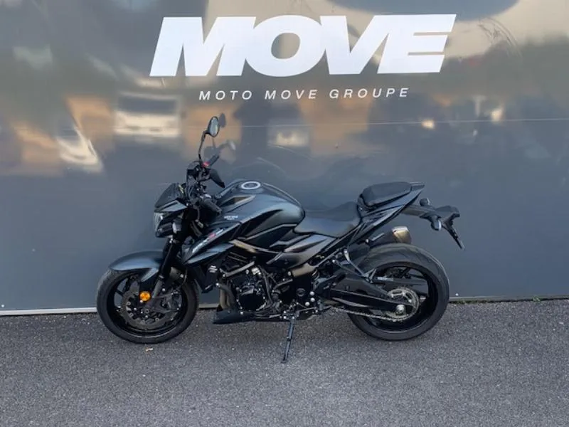 GSXS 750
