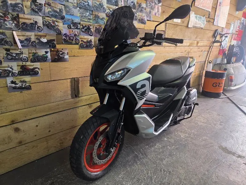 SR 125 GT REPLICA