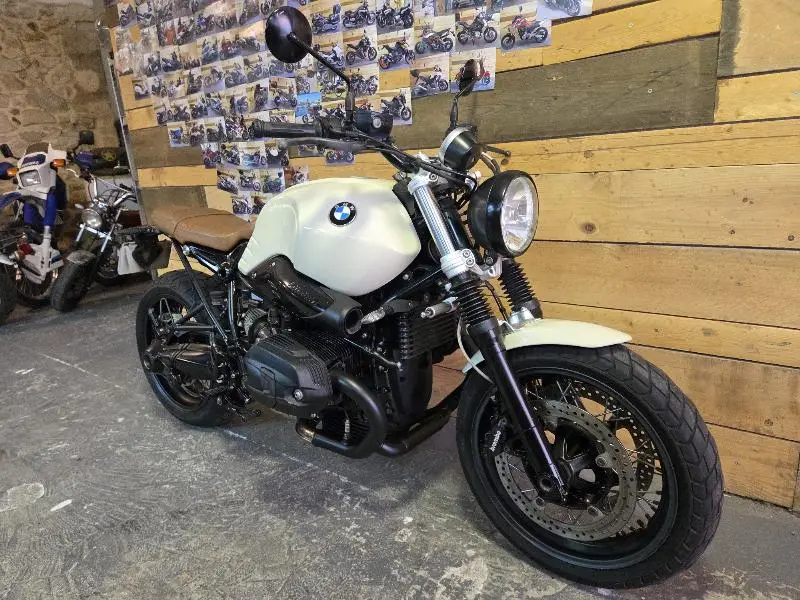 R NineT PURE