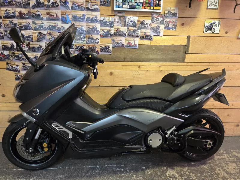 XP TMAX 530 IRON MAX