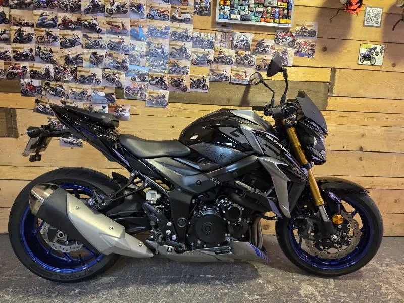 GSXS 750