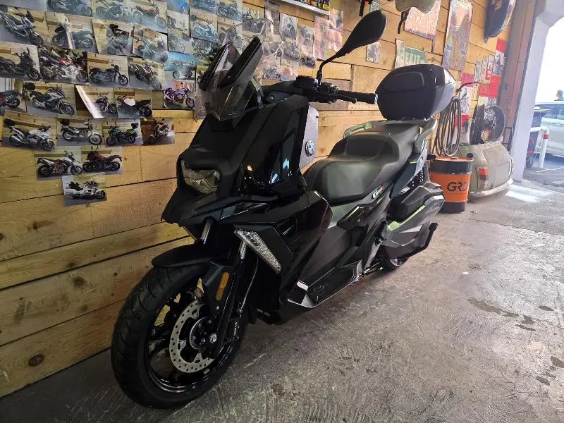 C 400 X