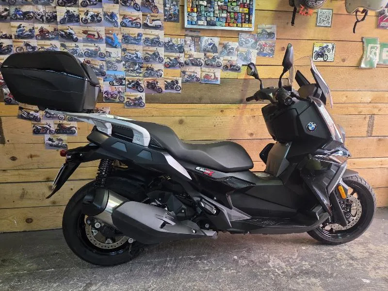 C 400 X