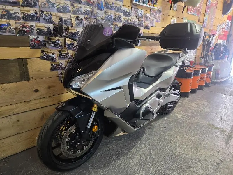 NSS FORZA 750