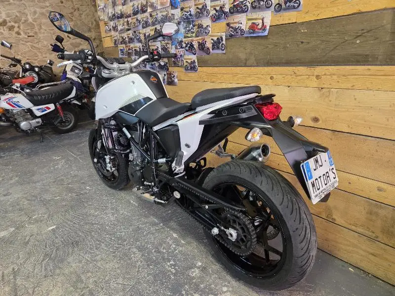 690 DUKE ABS