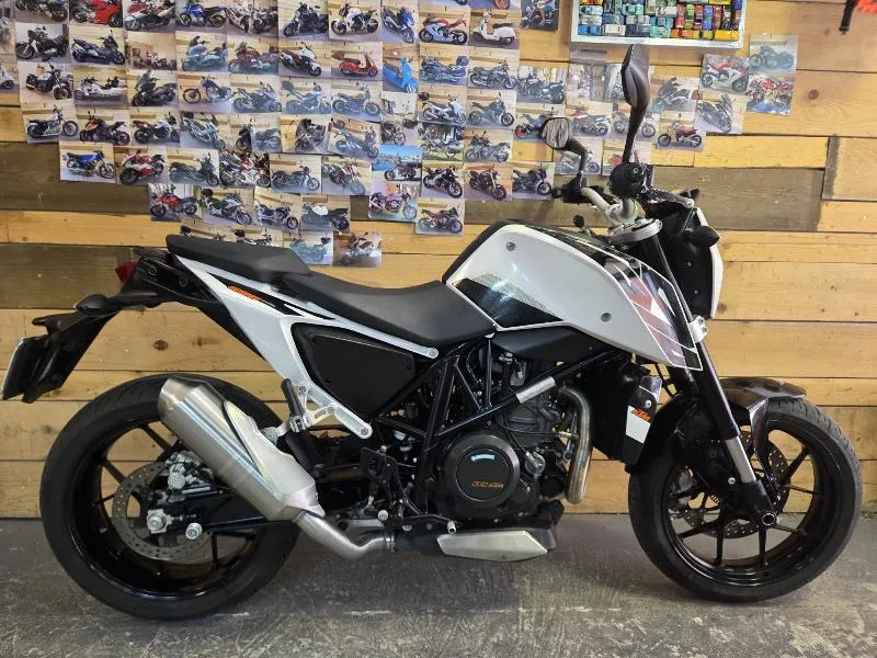 690 DUKE ABS