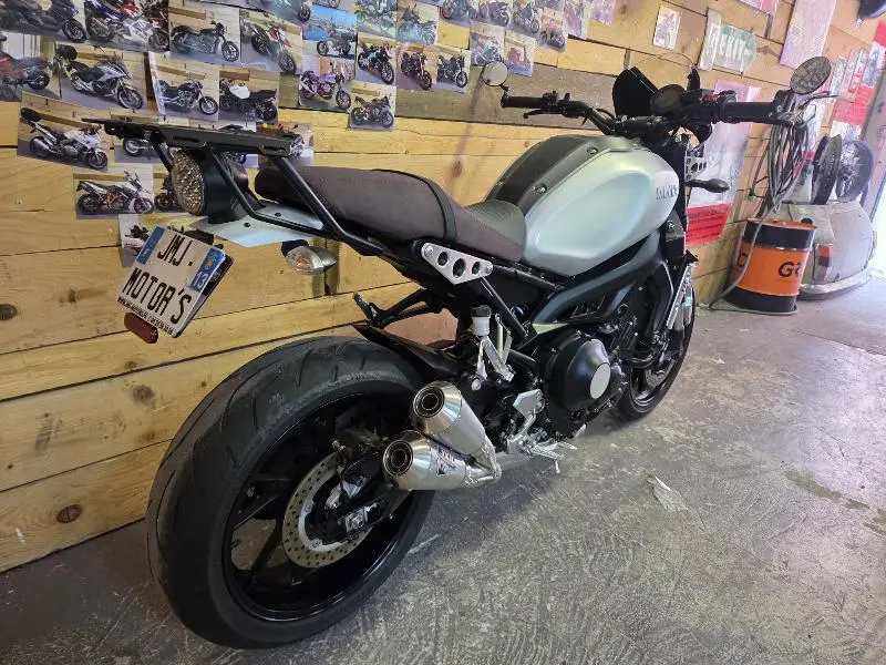 XSR 900
