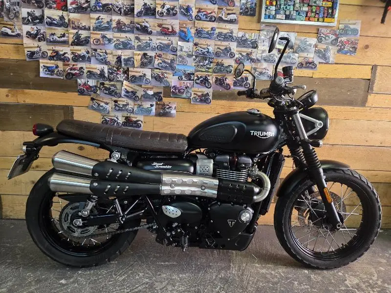 STREET SCRAMBLER  900