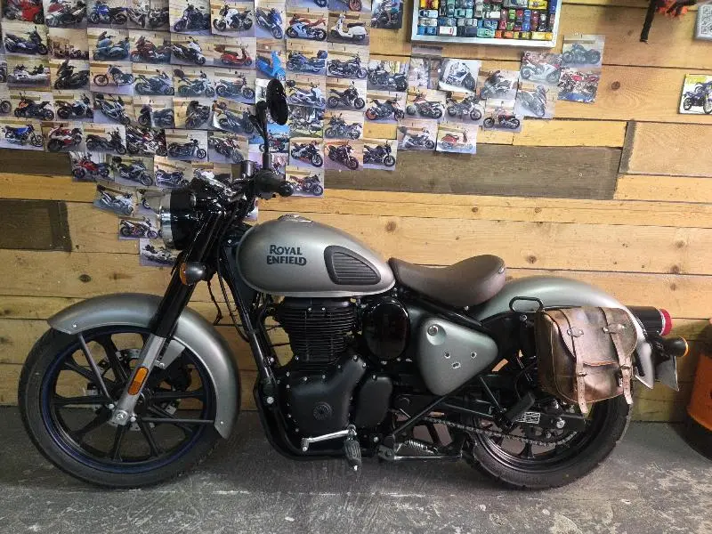 CLASSIC 350 CHROME 2023