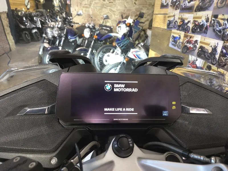 R 1250 RT
