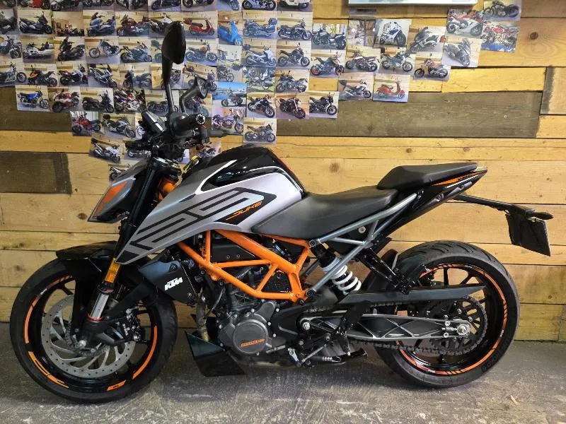 125 DUKE ABS