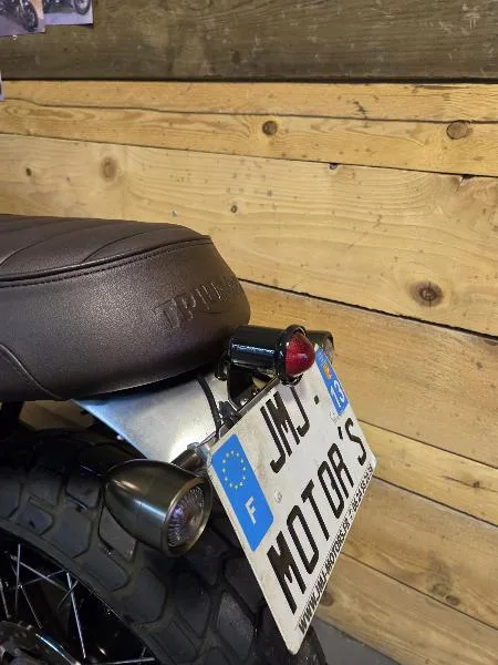 Bonneville T120 Black