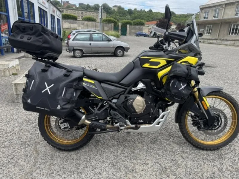 DS 800 X RALLY