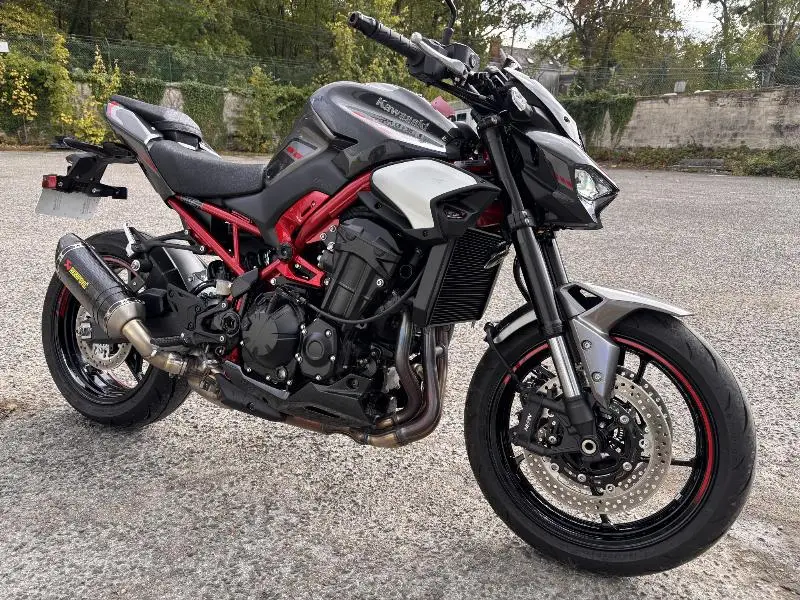 Z 900