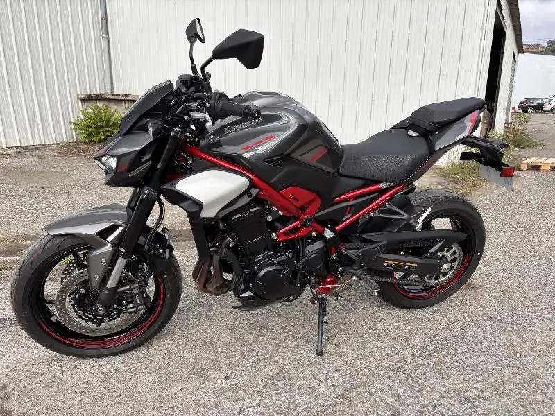 Z 900