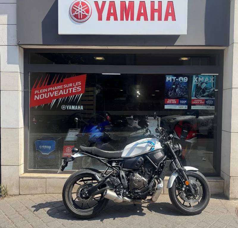 XSR 700 ABS