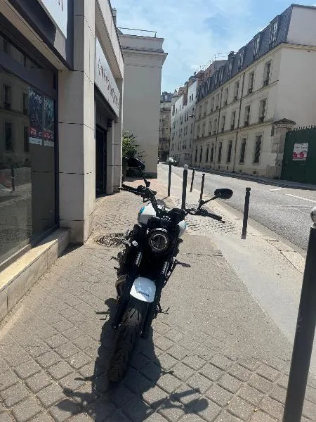 XSR 700 ABS