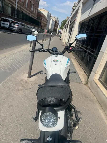 XSR 700 ABS