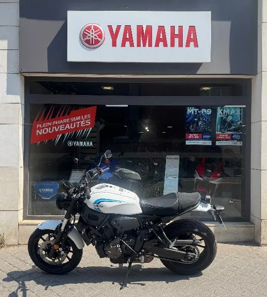 XSR 700 ABS