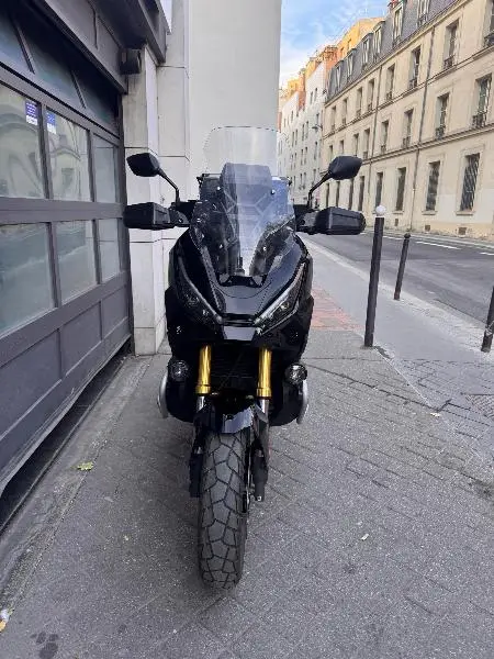 XADV 750