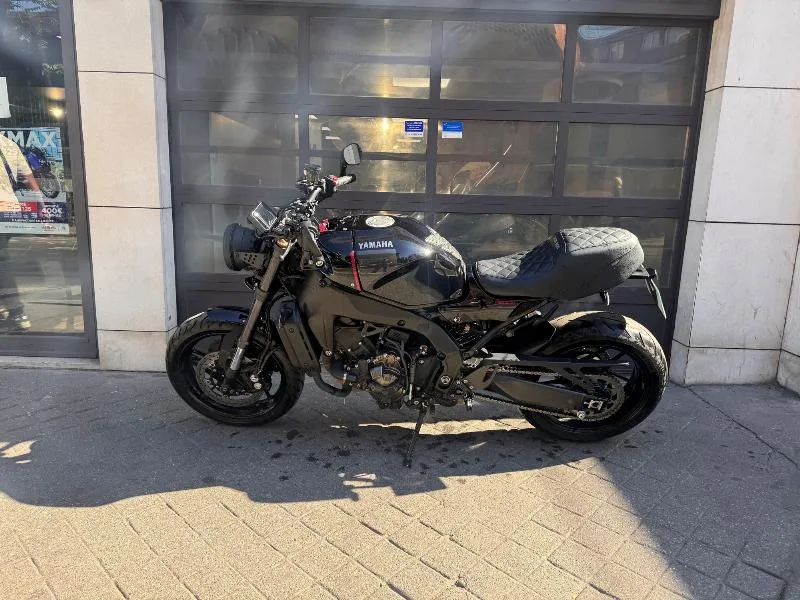 XSR 900