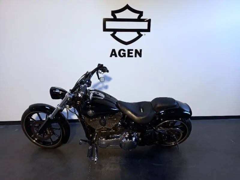 SOFTAIL BREAKOUT 1690