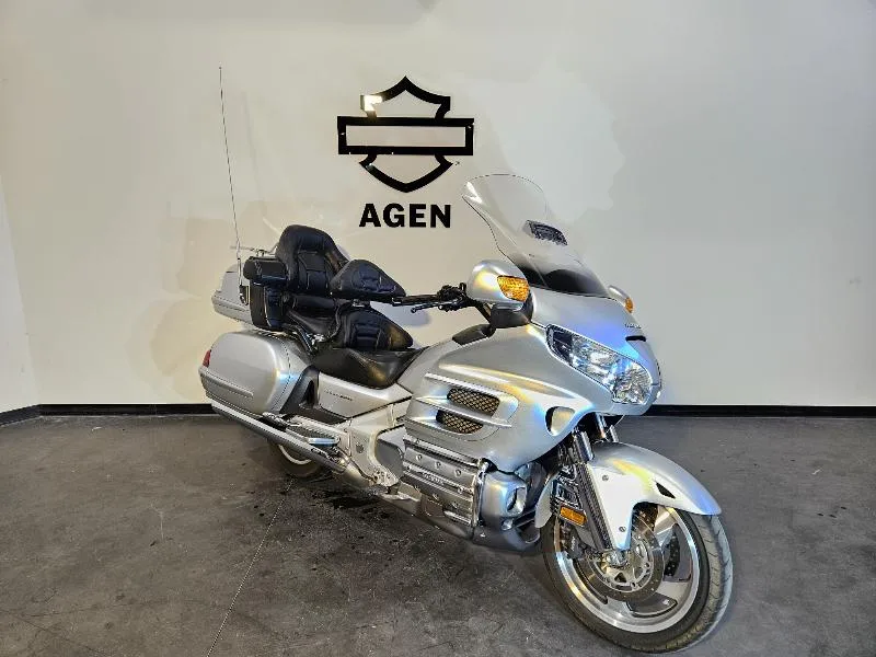 GL 1800 GOLDWING AIR BAG GPS