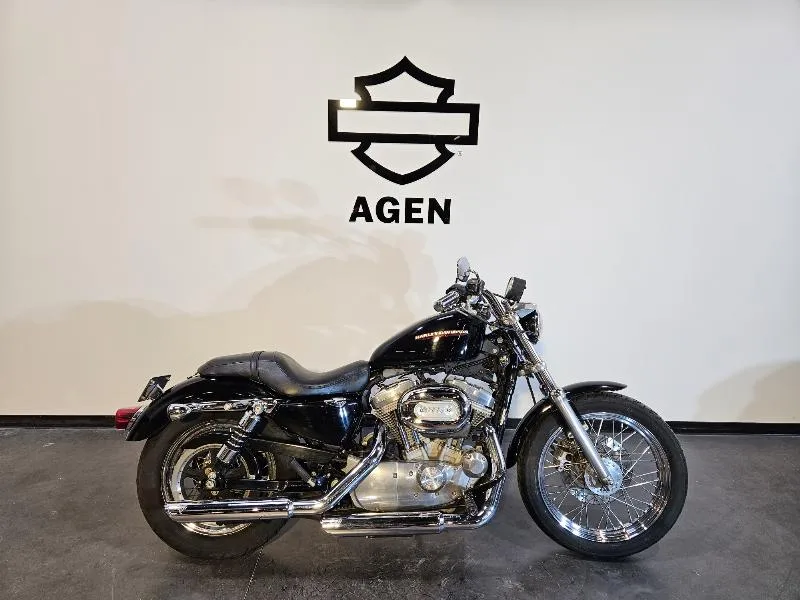 SPORTSTER 883