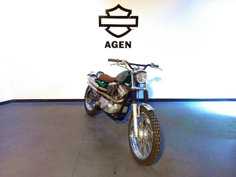 SPORTSTER 883