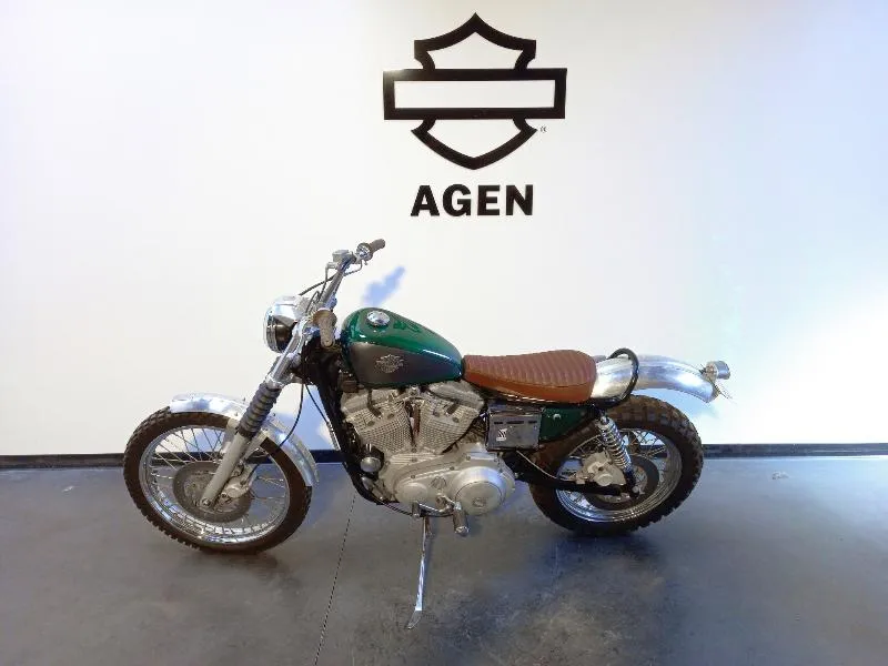 SPORTSTER 883